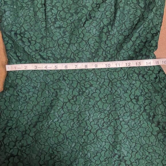 Eliza J. (Like New) Hunter Green Lace Bell Sleeve Cold Shoulder Dress (Size: 8) - Picture 8 of 16
